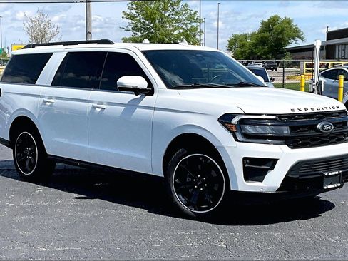 Used 2024 Ford Expedition Max Limited AWD/4WD image 39