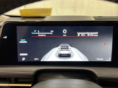 Used 2024 Nissan Ariya AWD image 14