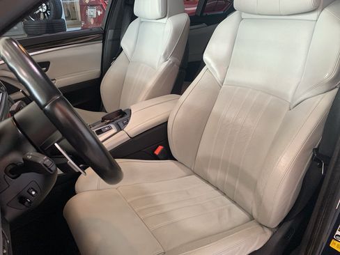 Used 2014 BMW M5 RWD image 10