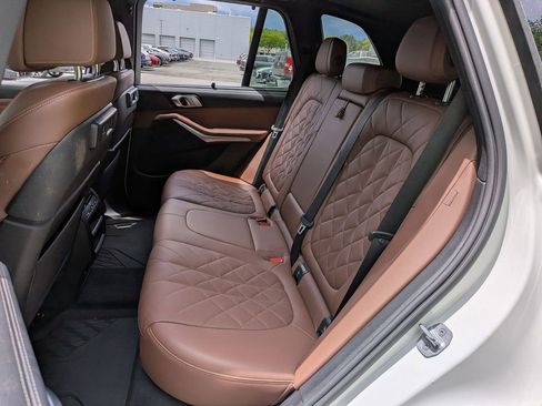 Used 2023 BMW X5 xDrive40i w/ Luxury Seating Package AWD/4WD image 20
