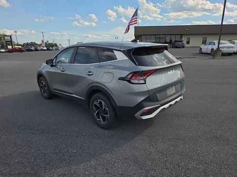 Used 2023 Kia Sportage LX AWD/4WD image 2