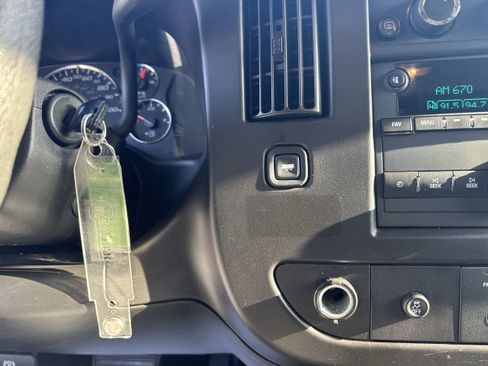 Used 2024 GMC Savana 2500 w/ Driver Convenience Package image 16