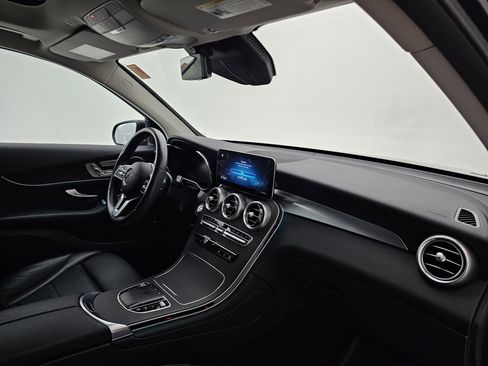 Used 2021 Mercedes-Benz GLC 300 GLC 300 image 11