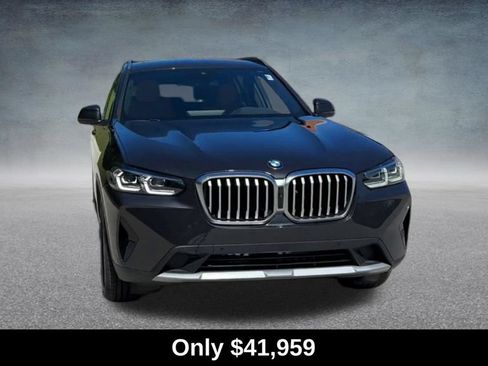 Used 2024 BMW X3 xDrive30i w/ Premium Package w/ZPA AWD/4WD image 4