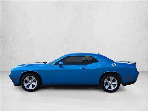 Used 2023 Dodge Challenger SXT RWD image 8