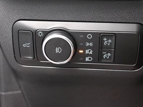Used 2024 Ford Escape Platinum AWD/4WD image 32