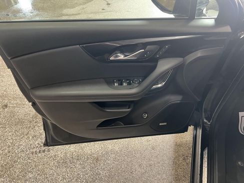 Used 2019 Chevrolet Blazer RS AWD/4WD image 18