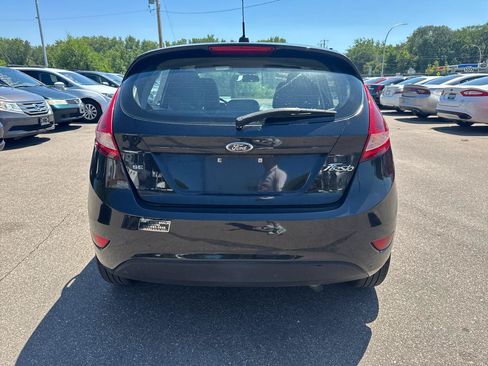 Used 2013 Ford Fiesta SE FWD image 6