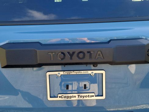 Used 2026 Toyota 4Runner SR5 RWD image 19