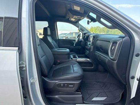 Used 2022 Chevrolet Silverado 2500 LTZ w/ LTZ Convenience Package AWD/4WD image 24