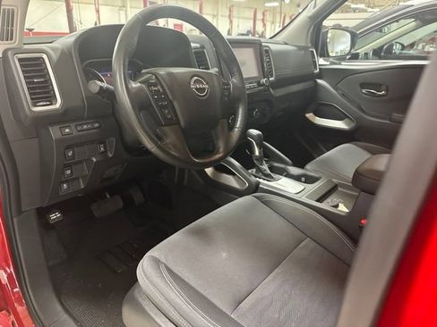 Certified 2024 Nissan Frontier SV w/ SV Convenience Package RWD image 7