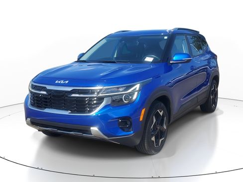 Used 2025 Kia Seltos S FWD image 3