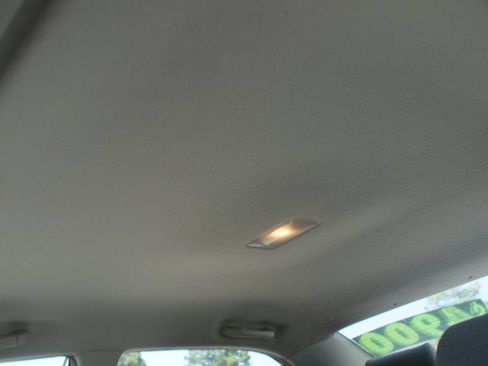 Used 2003 Toyota Corolla Sedan FWD image 6