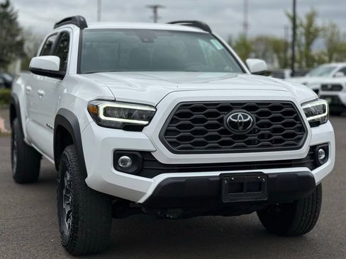 Certified 2024 Toyota Tacoma TRD Sport image 7