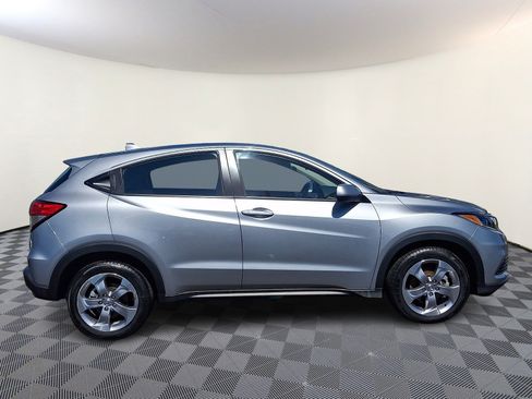 Used 2021 Honda HR-V LX image 8