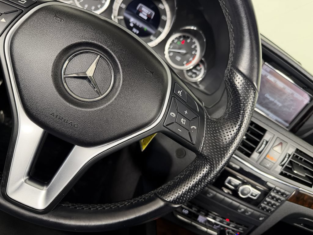 Used 2013 Mercedes-Benz E 350 Cabriolet image 34