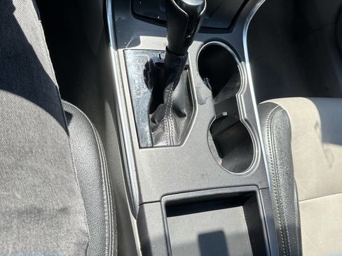 Used 2015 Toyota Camry LE FWD image 26