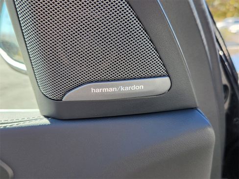 New 2026 BMW X5 xDrive50e image 16