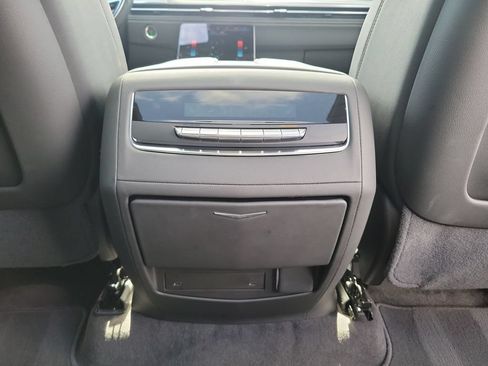 Certified 2025 Cadillac Escalade Sport AWD/4WD image 22