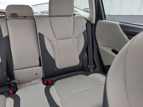 Used 2023 Subaru Forester Premium AWD/4WD image 14