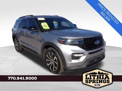 Certified 2023 Ford Explorer ST-Line w/ Class IV Trailer Tow Package