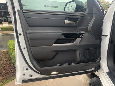 Used 2024 Toyota Tundra Limited image 15