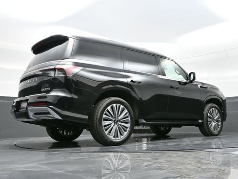 Used 2025 INFINITI QX80 Luxe image 14
