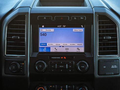 Used 2019 Ford F150 Raptor image 14