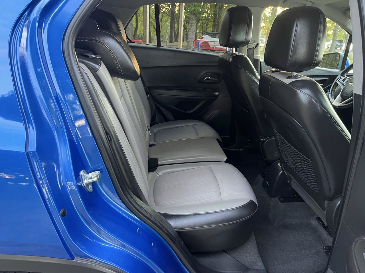 Used 2015 Chevrolet Trax LT w/ LT Sun and Sound Package FWD image 19
