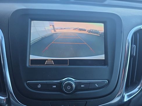 Used 2024 Chevrolet Equinox LT image 23