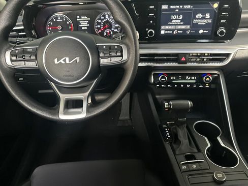 Certified 2024 Kia K5 LXS image 15