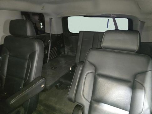 Used 2015 Chevrolet Tahoe LTZ AWD/4WD image 31