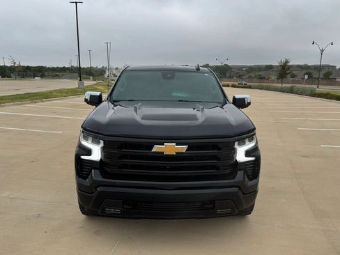 Used 2023 Chevrolet Silverado 1500 LT AWD/4WD image 7