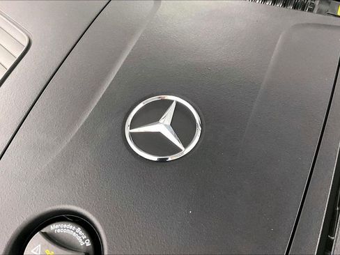 New 2026 Mercedes-Benz GLC 300 image 17