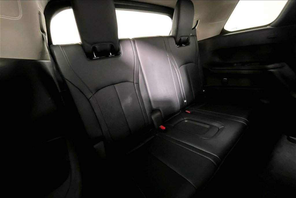 Used 2023 INFINITI QX60 Luxe FWD image 28