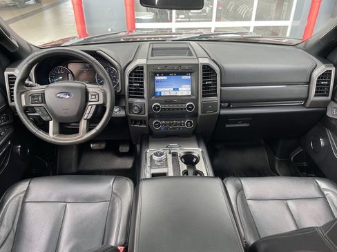 Used 2018 Ford Expedition XLT w/ Equipment Group 202A image 13