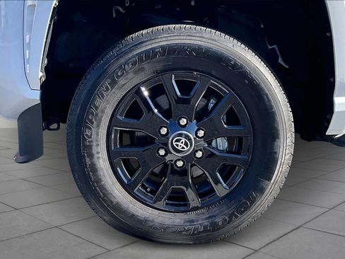 Used 2024 Toyota Tacoma SR5 image 11