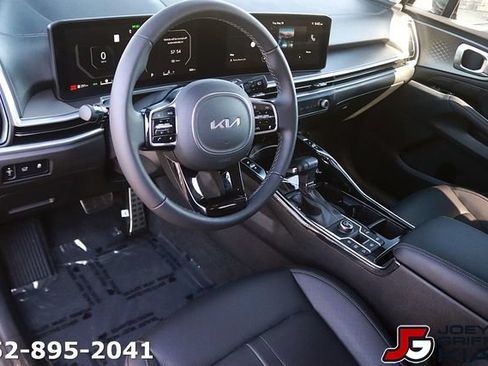 Certified 2025 Kia Sorento SX FWD image 13