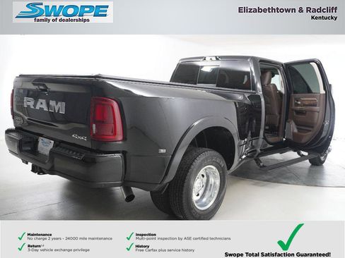 Used 2025 RAM 3500 Longhorn image 33