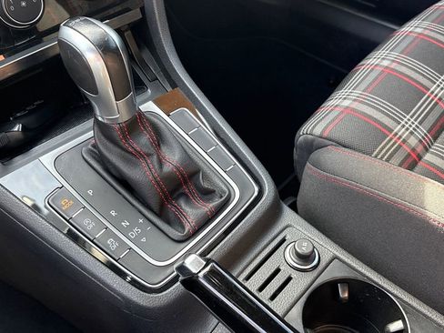 Used 2019 Volkswagen GTI S image 20