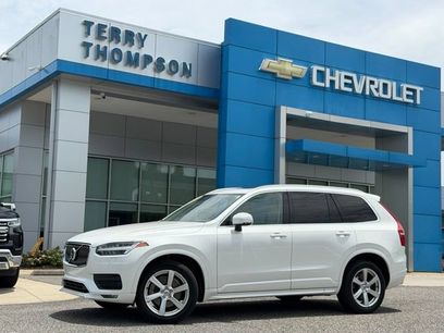 Used 2021 Volvo XC90 T5 Momentum