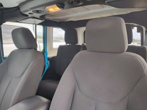 Used 2017 Jeep Wrangler Unlimited Sport w/ Quick Order Package 24S image 16