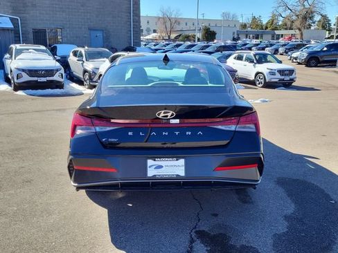Certified 2024 Hyundai Elantra SEL w/ Convenience Package FWD image 20