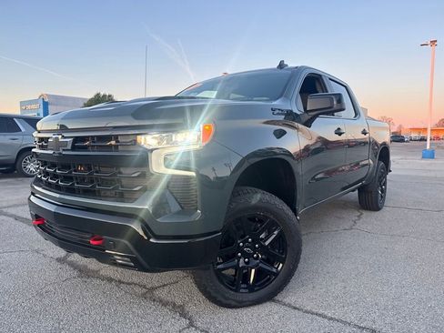 New 2026 Chevrolet Silverado 1500 LT Trail Boss w/ Convenience Package II AWD/4WD image 1