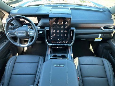 New 2026 GMC Yukon XL Denali image 24