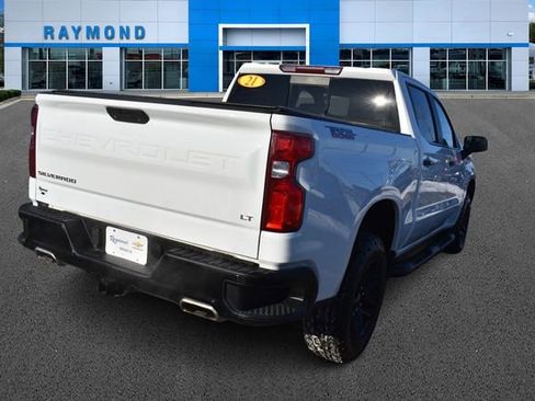 Certified 2021 Chevrolet Silverado 1500 LT Trail Boss w/ Convenience Package II image 4