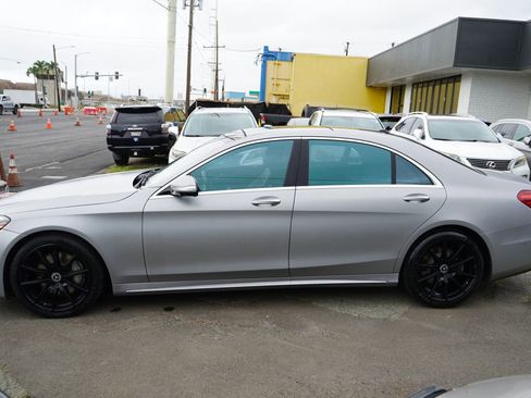 Used 2018 Mercedes-Benz S 560 Sedan image 2