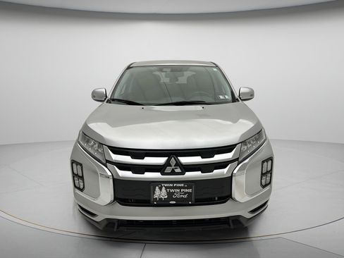 Used 2025 Mitsubishi Outlander Sport AWD image 2