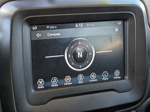Used 2019 Jeep Renegade Trailhawk w/ LED Lighting Group AWD/4WD image 26