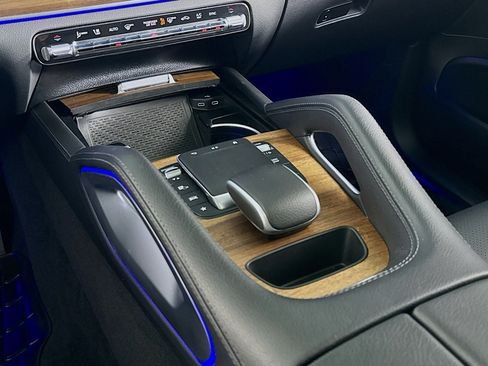 Certified 2024 Mercedes-Benz GLE 450 4MATIC image 7